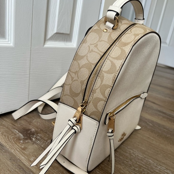 White Coach backpack - Picture 2 of 4